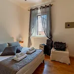 Rhome Trevi بيت للعطل روما